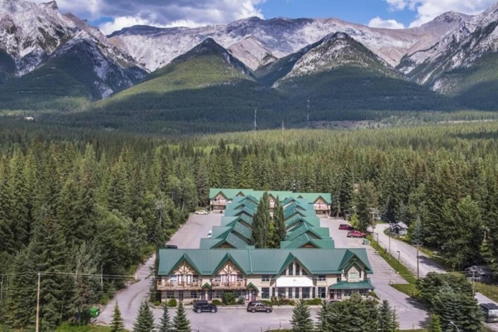 Mountainview -Privatechalet Sleep7- 5Min To Dt Vacation Home Canmore Buitenkant foto